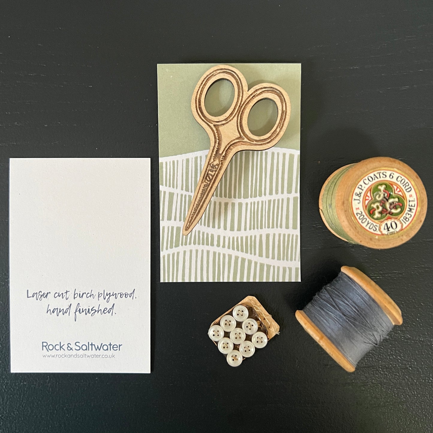 Scissors etched wooden brooch