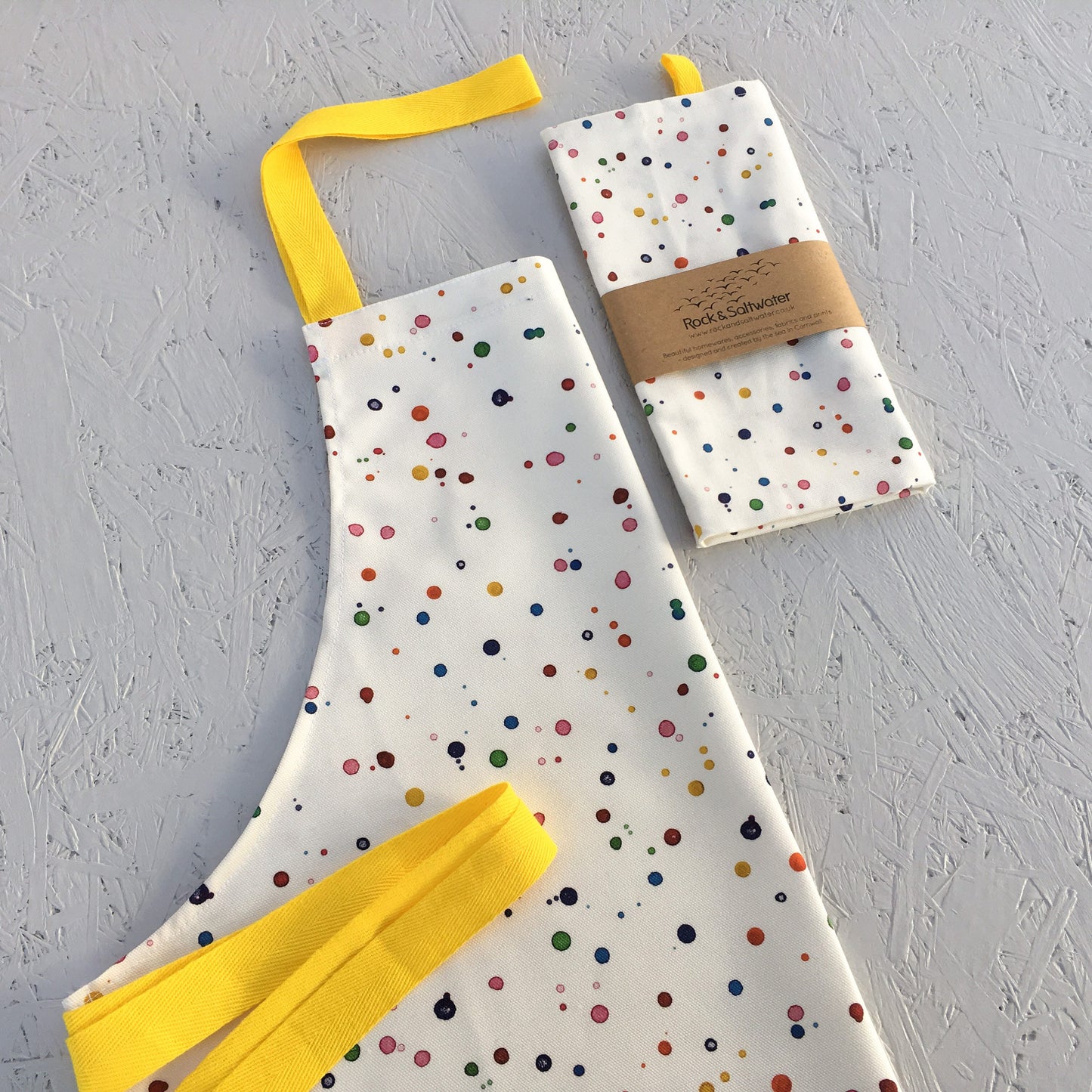 Apron - paint print with contrasting yellow ties