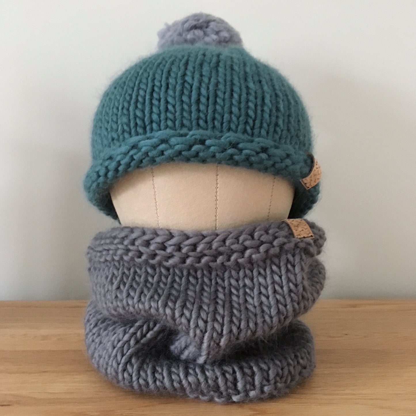 Bobble Hat | adult size | ocean teal | merino wool handknit hat