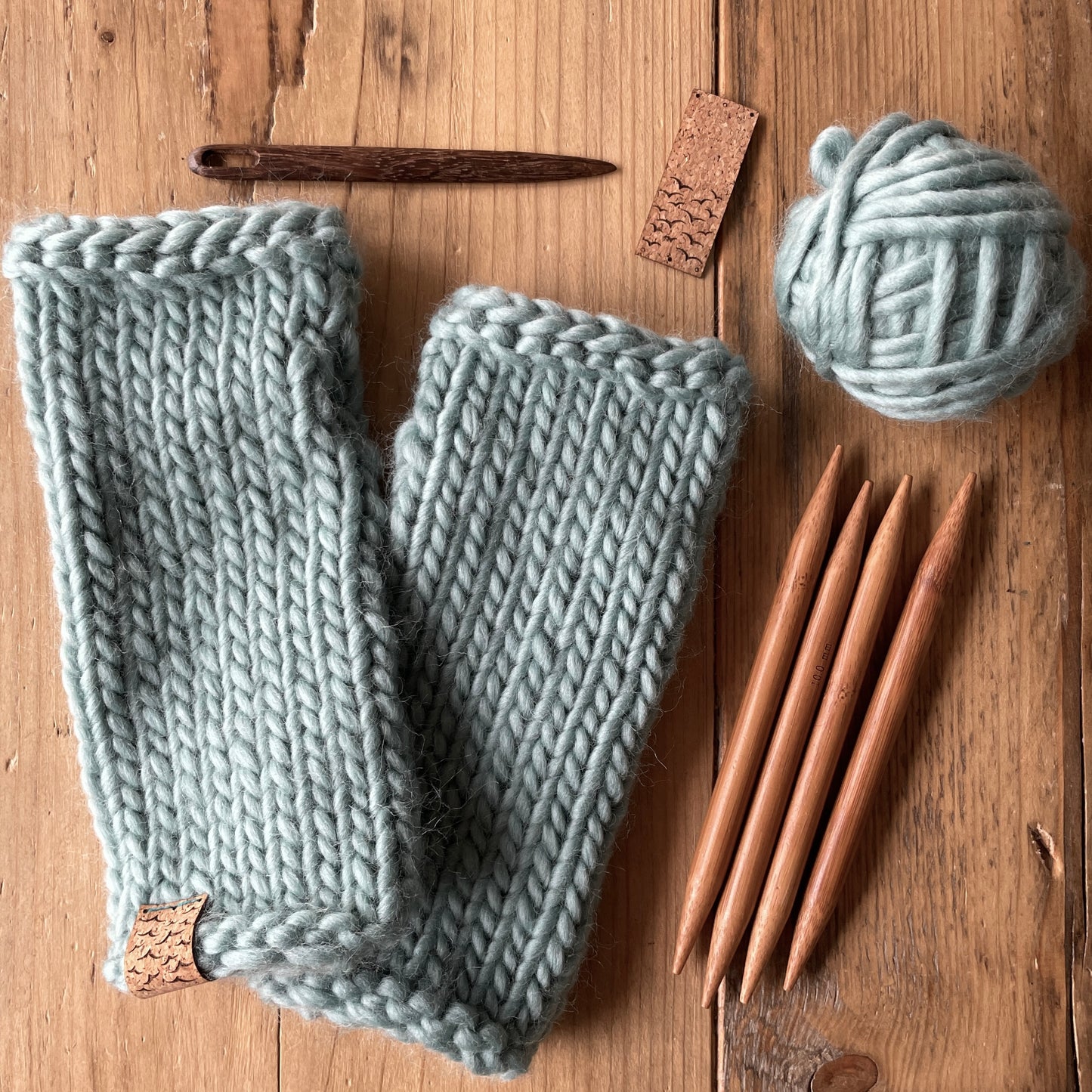 Wrist warmers | medium length, adult size | merino wool handknitted