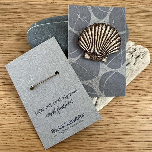 Shell etched wooden brooch