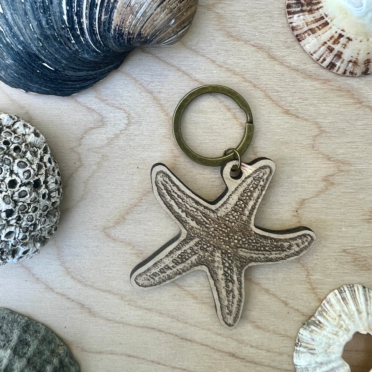 Starfish etched wooden keyring