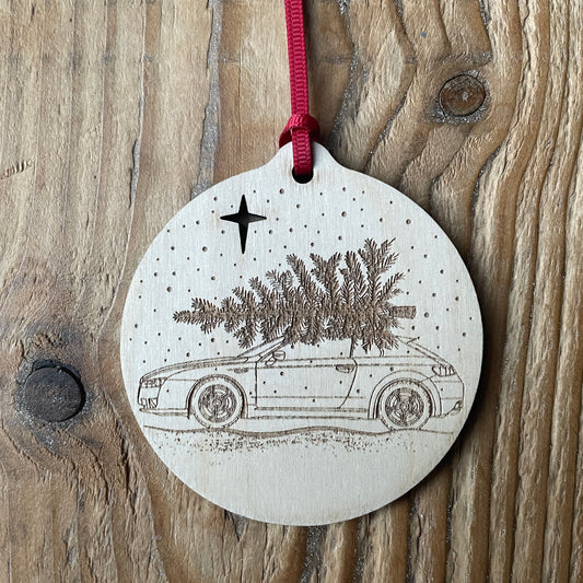Classic Alfa Romeo Brera laser etched Christmas bauble