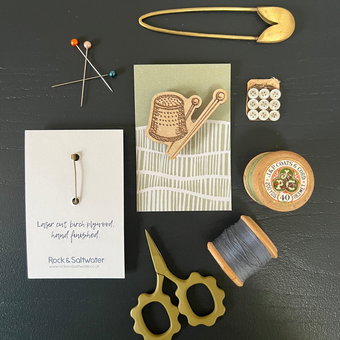 Thimble etched wooden brooch