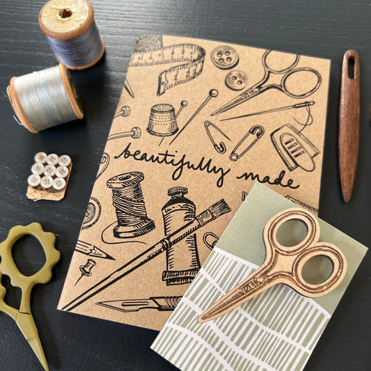 Gift bundle | crafters A6 notebook and wooden brooch set