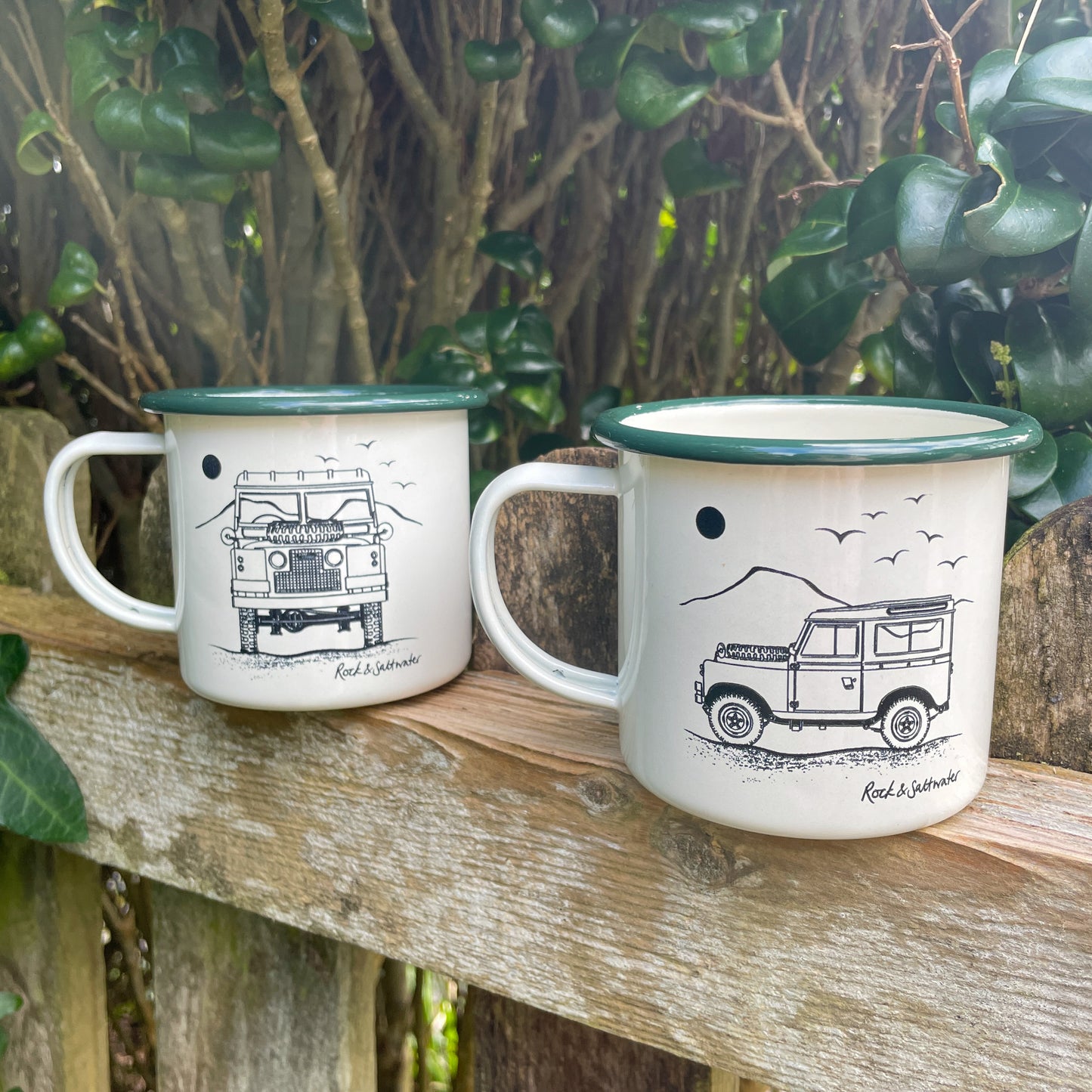 Set of 2 Land Rover with mountain scape enamel mugs