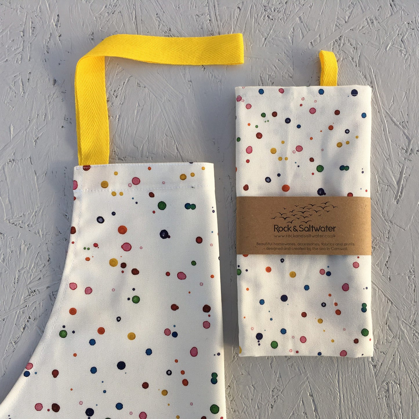 Apron | paint print with contrasting yellow ties